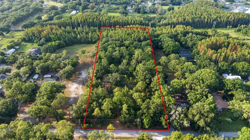 LAKE LE CLARE ROAD LUTZ, FL 33558