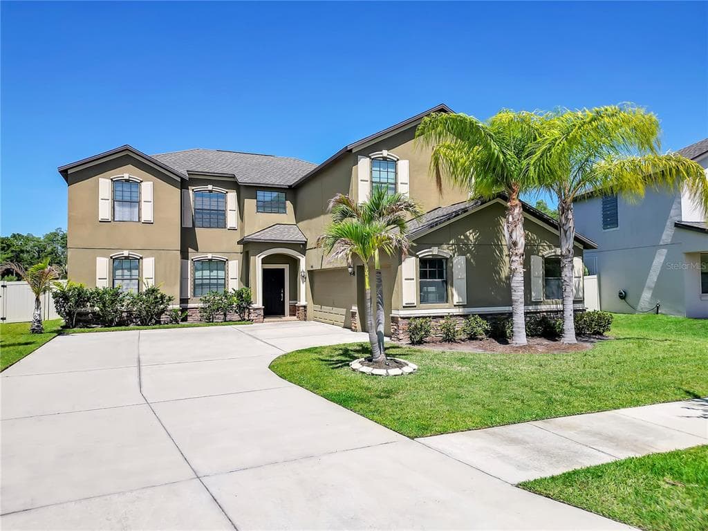 5063 IVORY STONE DRIVE WIMAUMA, FL 33598
