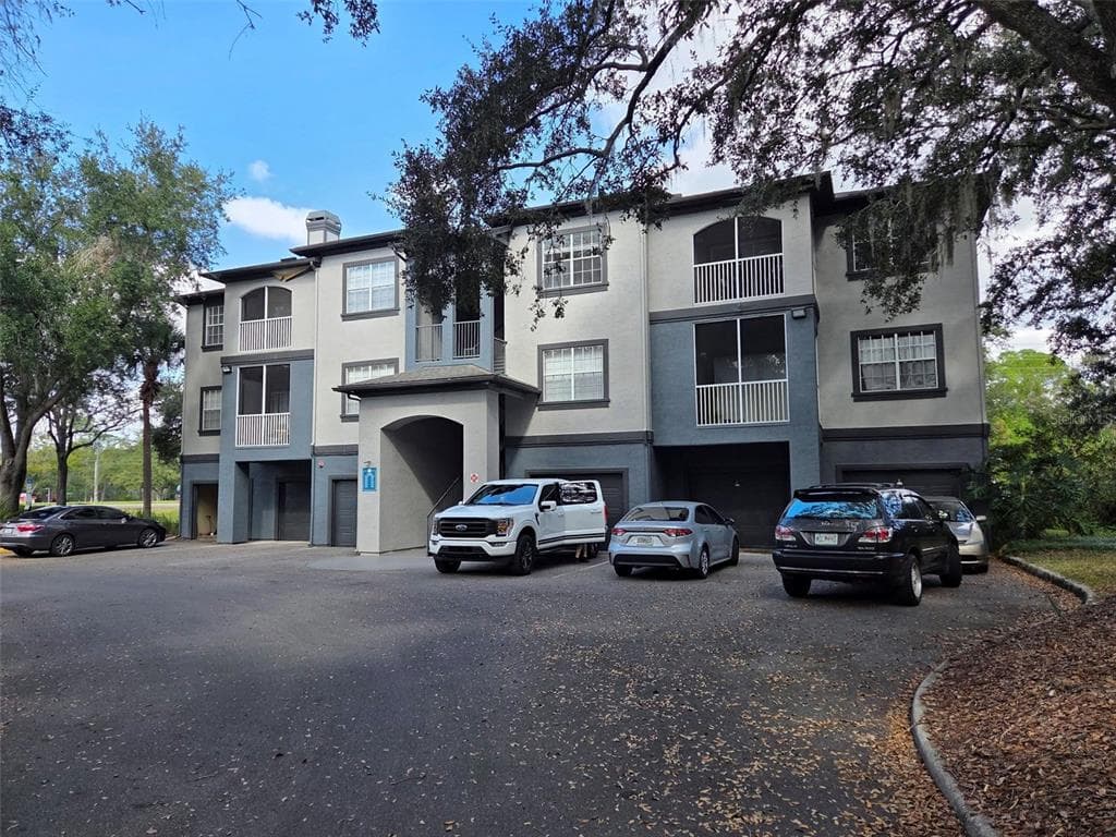 13304 SANCTUARY COVE DRIVE UNIT 302 TEMPLE TERRACE, FL 33637