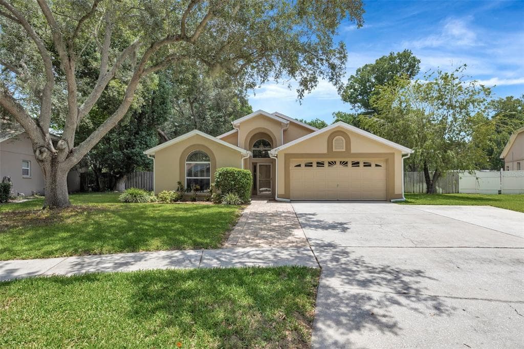 3015 FOLKLORE DRIVE
