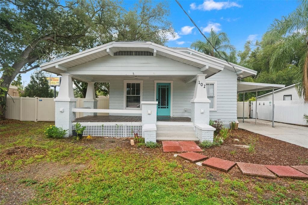 102 W NORTH STREET