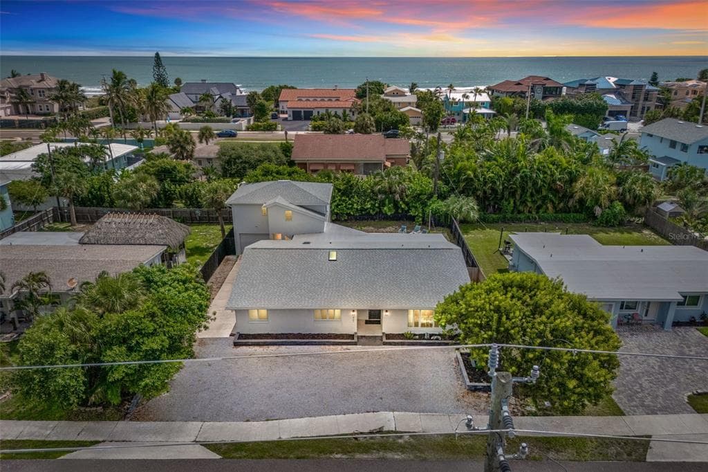 921 S ORLANDO AVENUE COCOA BEACH, FL 32931