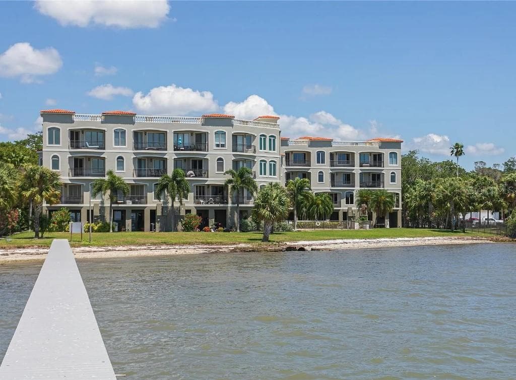 1714 PARK STREET N ST PETERSBURG, FL 33710