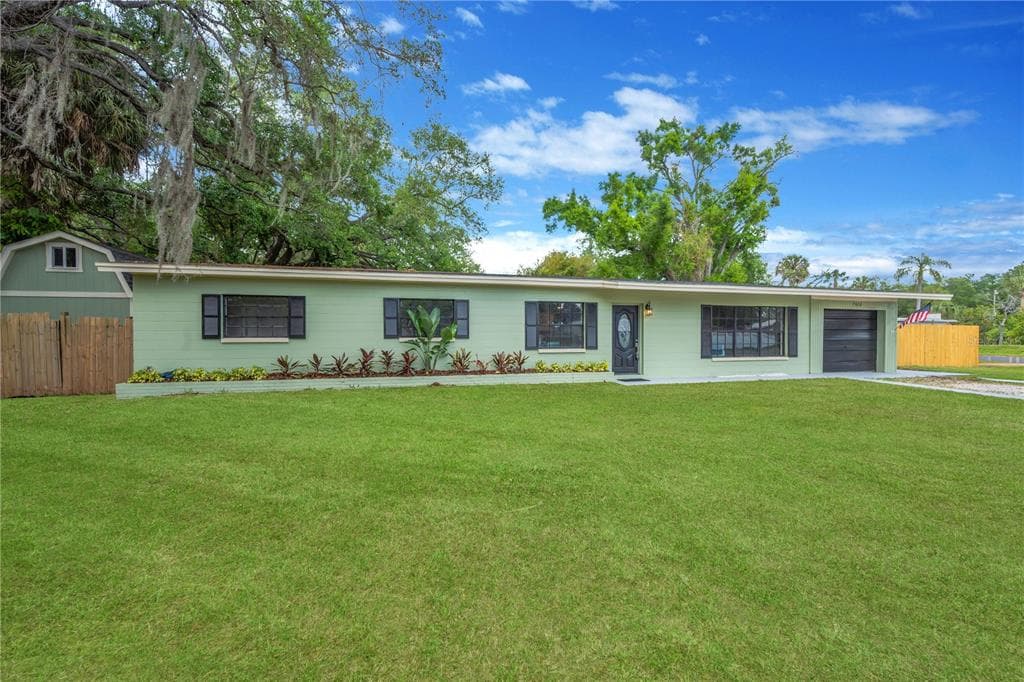 7502 LONE STAR PLACE RIVERVIEW, FL 33578