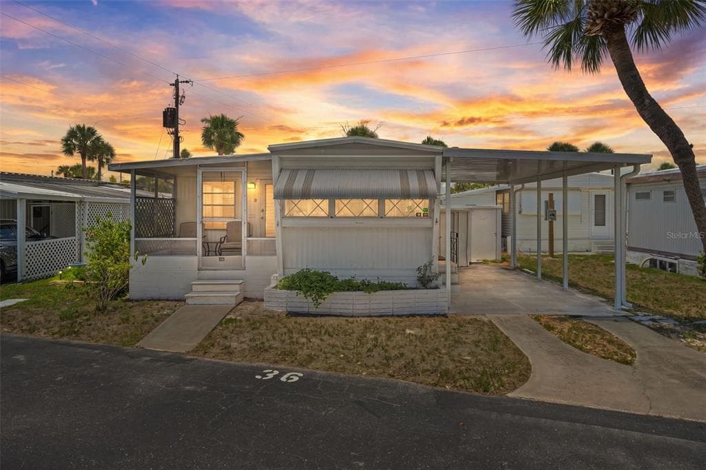 4851 W GANDY BOULEVARD UNIT B9L36 TAMPA, FL 33611