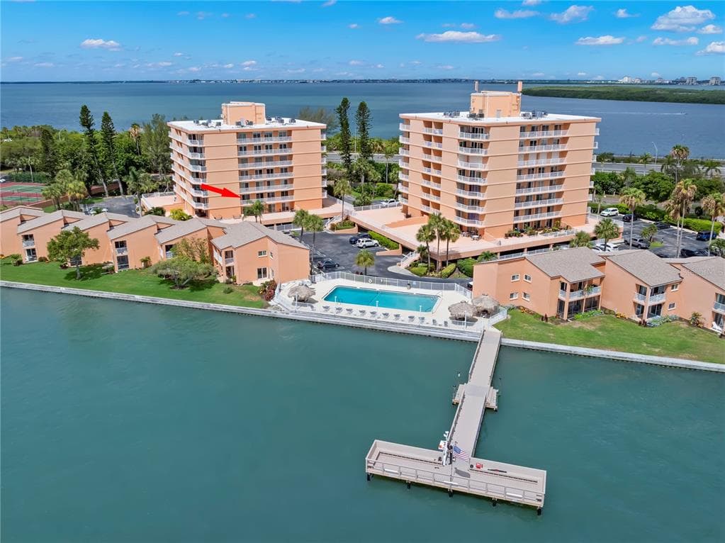7432 SUNSHINE SKYWAY LANE S UNIT 302