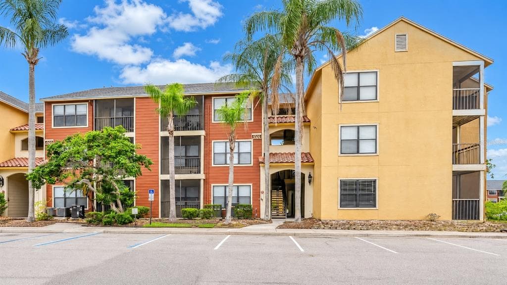11901 4TH STREET N UNIT 3105 ST PETERSBURG, FL 33716