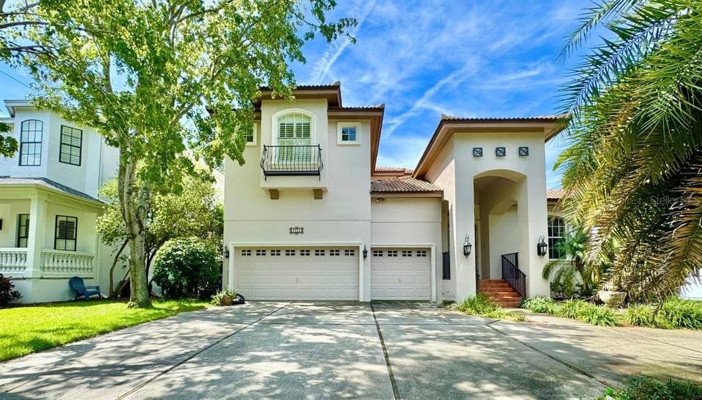 4620 W BROWNING AVENUE TAMPA, FL 33629