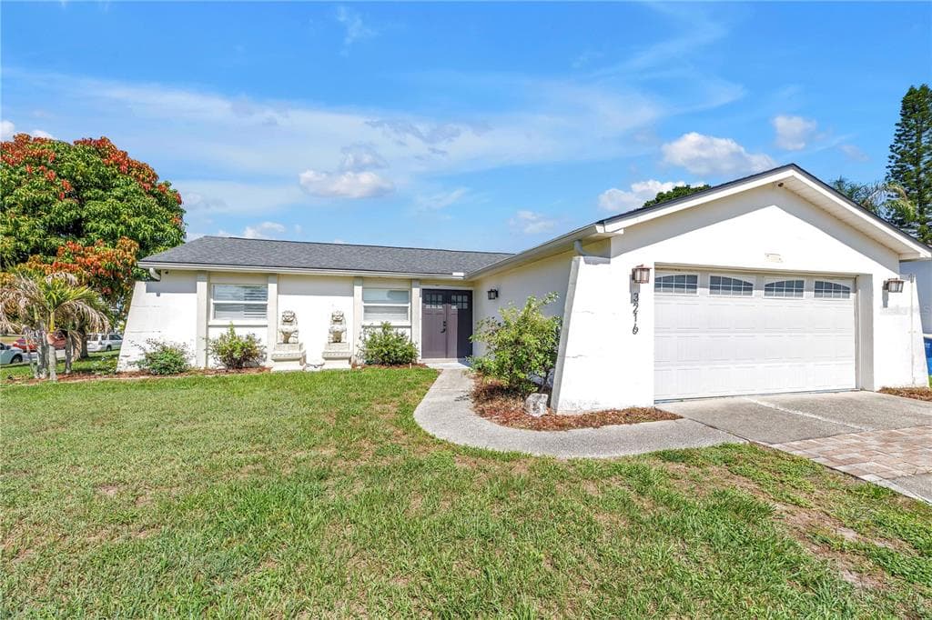 3216 PINE HAVEN DRIVE CLEARWATER, FL 33761
