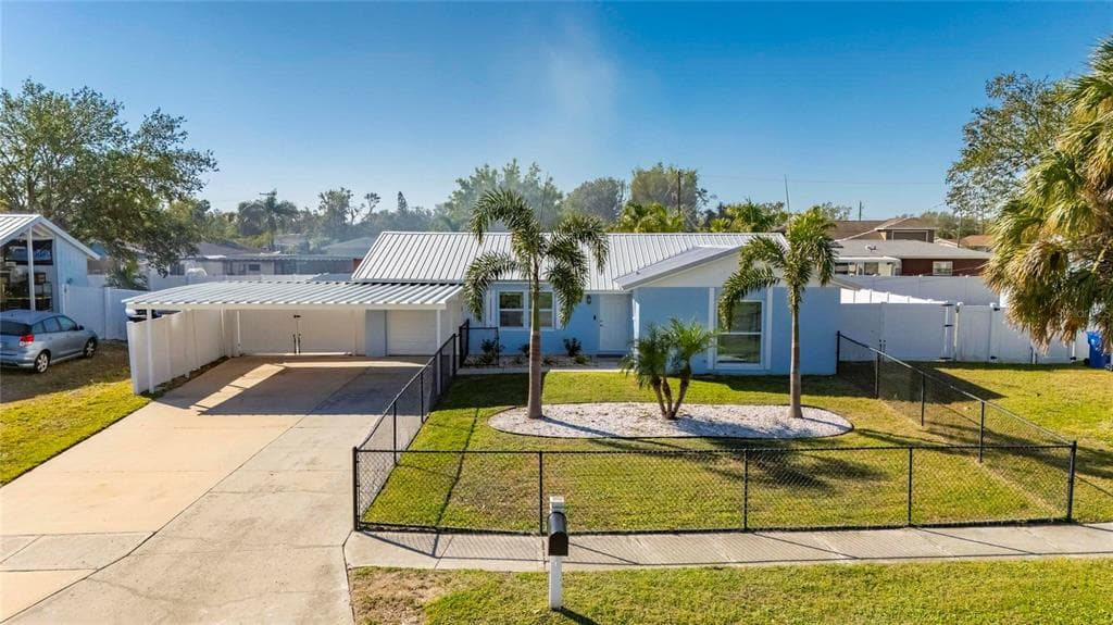 412 FLAMINGO DRIVE APOLLO BEACH, FL 33572