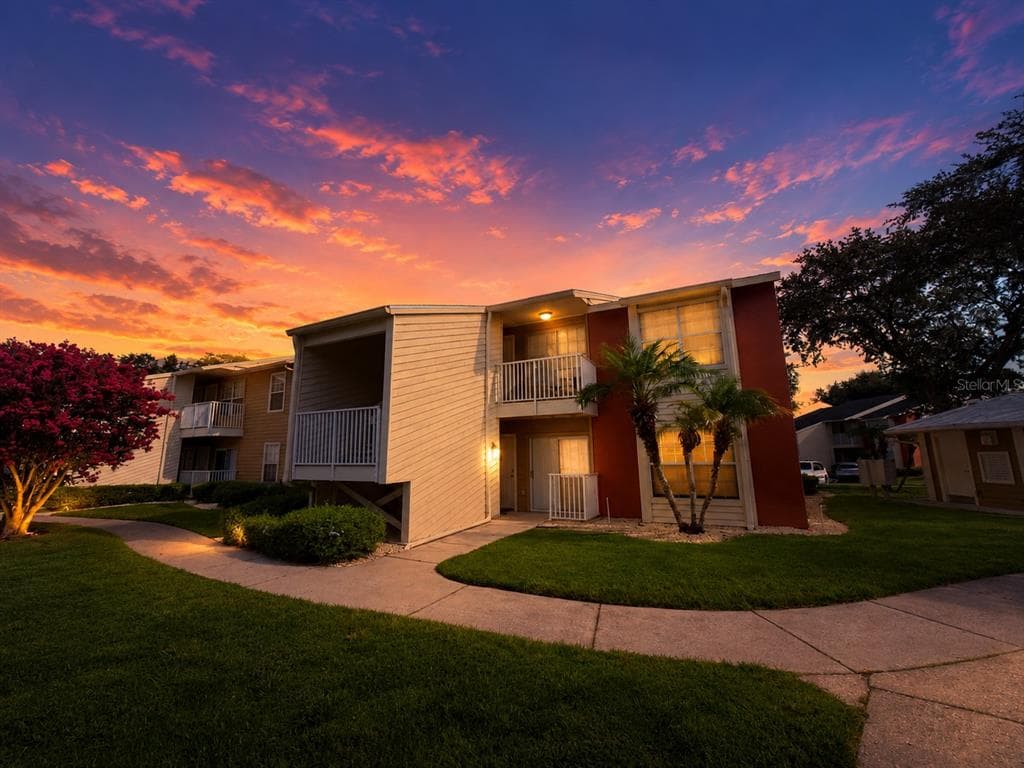 203 LAKE PARSONS GREEN UNIT 108