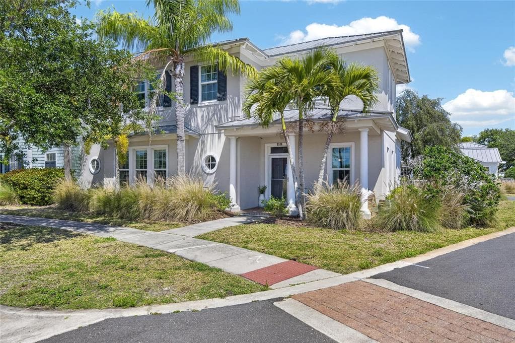 5536 LUMINAR POINTE LANE APOLLO BEACH, FL 33572