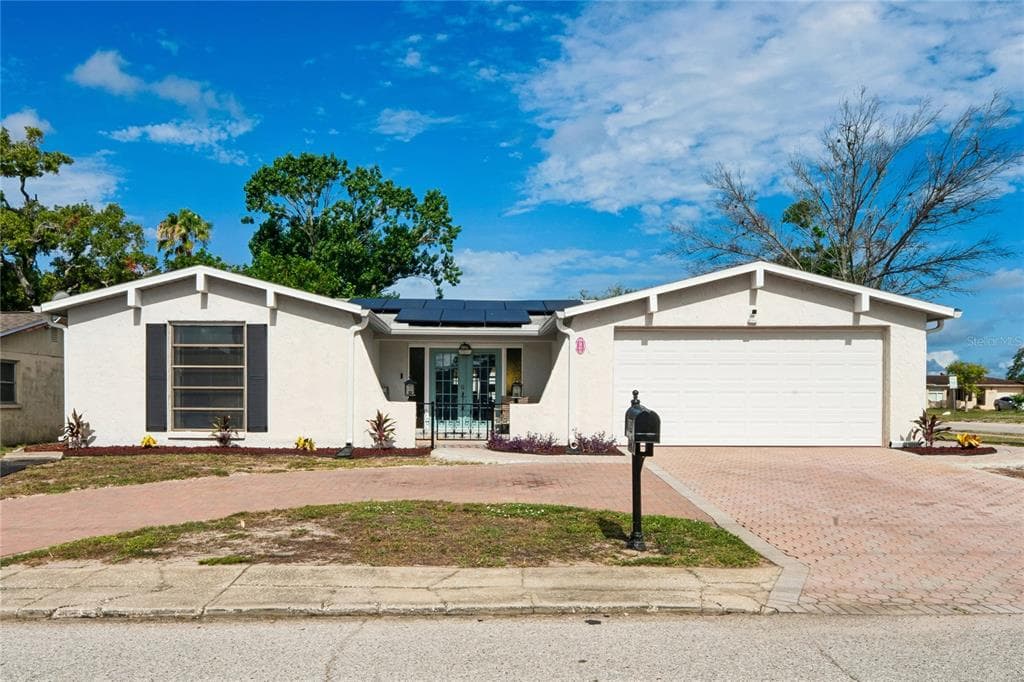9205 GRAY FOX LANE PORT RICHEY, FL 34668