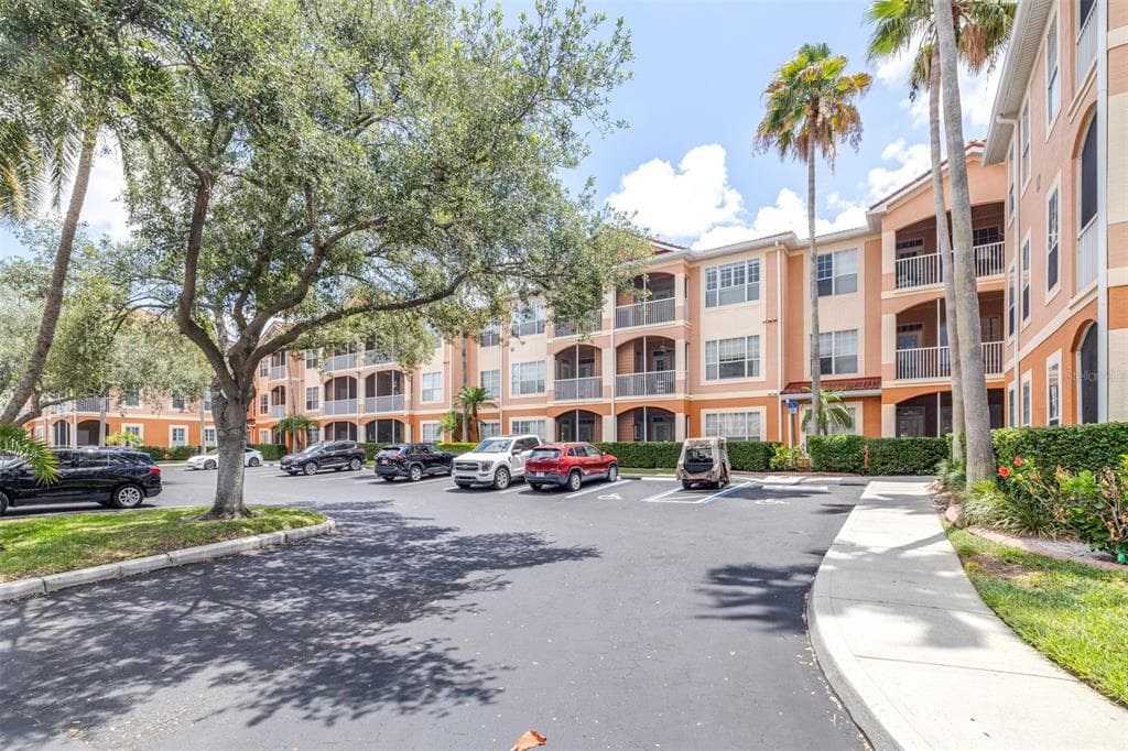 5000 CULBREATH KEY WAY UNIT 1-309