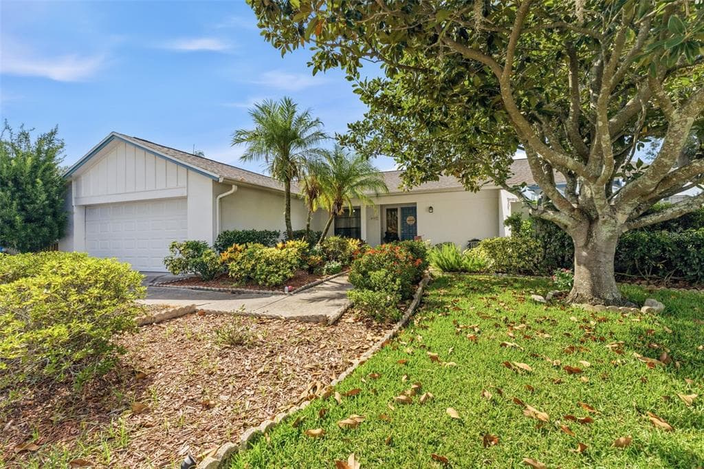 4002 PEBBLESTONE PLACE TAMPA, FL 33624