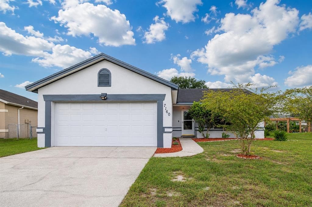 7160 PEBBLE PASS LOOP LAKELAND, FL 33810
