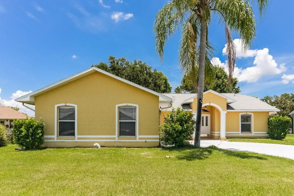 2318 SWEETWATER BOULEVARD ST CLOUD, FL 34772
