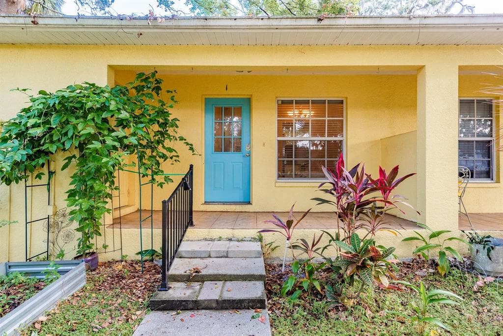 406 S BAYVIEW BOULEVARD UNIT 1 OLDSMAR, FL 34677