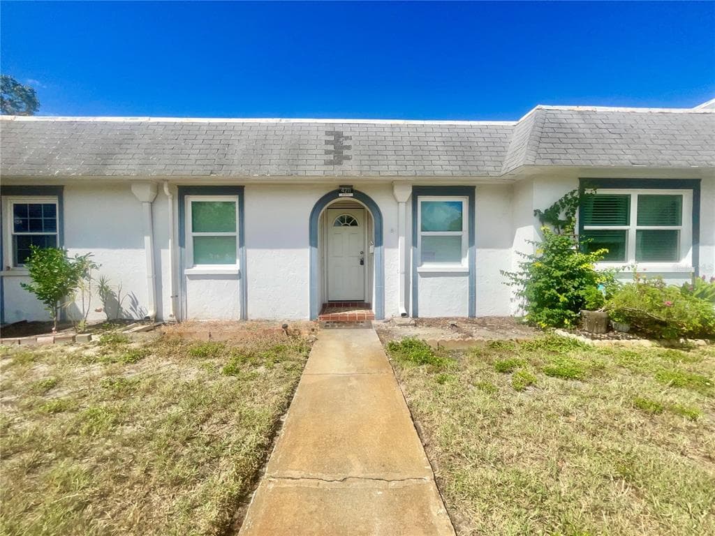 4211 SHELDON PLACE UNIT 4211