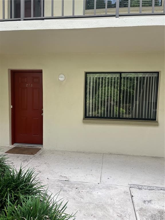 3300 FOX CHASE CIRCLE N UNIT 213