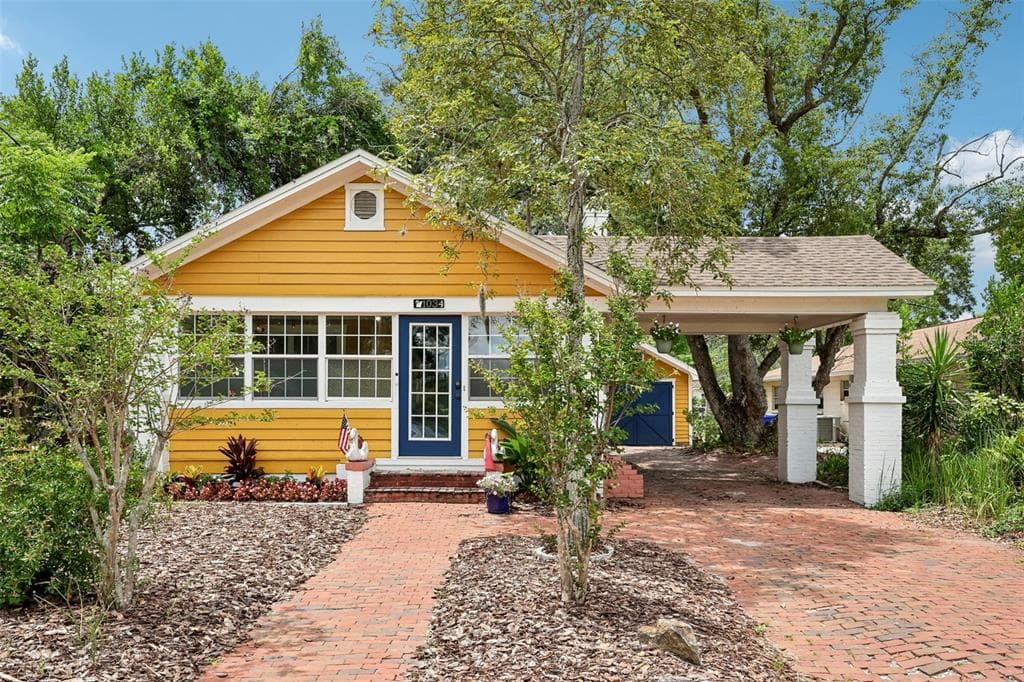 1034 HERSCHELL STREET LAKELAND, FL 33815