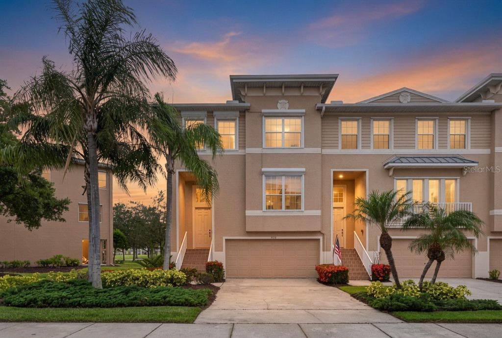 7172 ISLAMORADA CIRCLE SEMINOLE, FL 33777