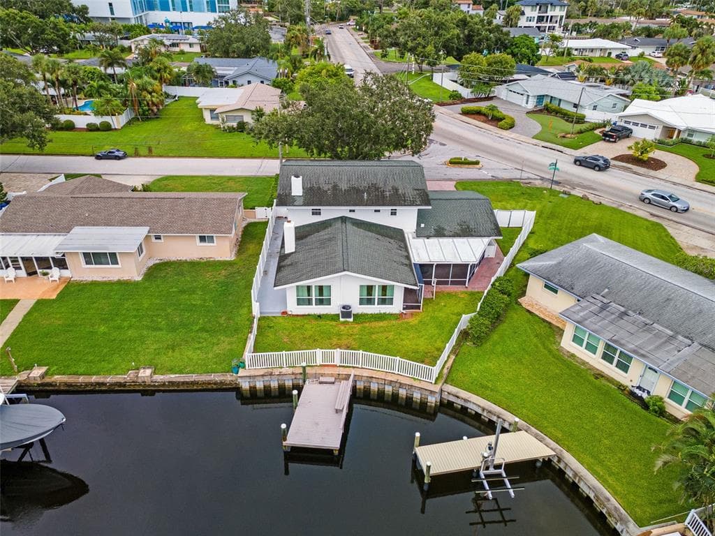 4000 14TH WAY NE ST PETERSBURG, FL 33703