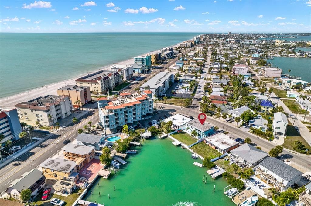 117 140TH AVENUE E UNIT A MADEIRA BEACH, FL 33708