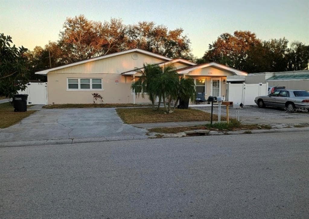 405 S ORION AVENUE CLEARWATER, FL 33765