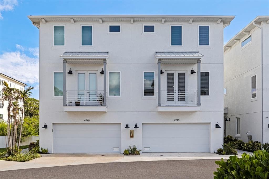 4743 LEGACY PARK DRIVE