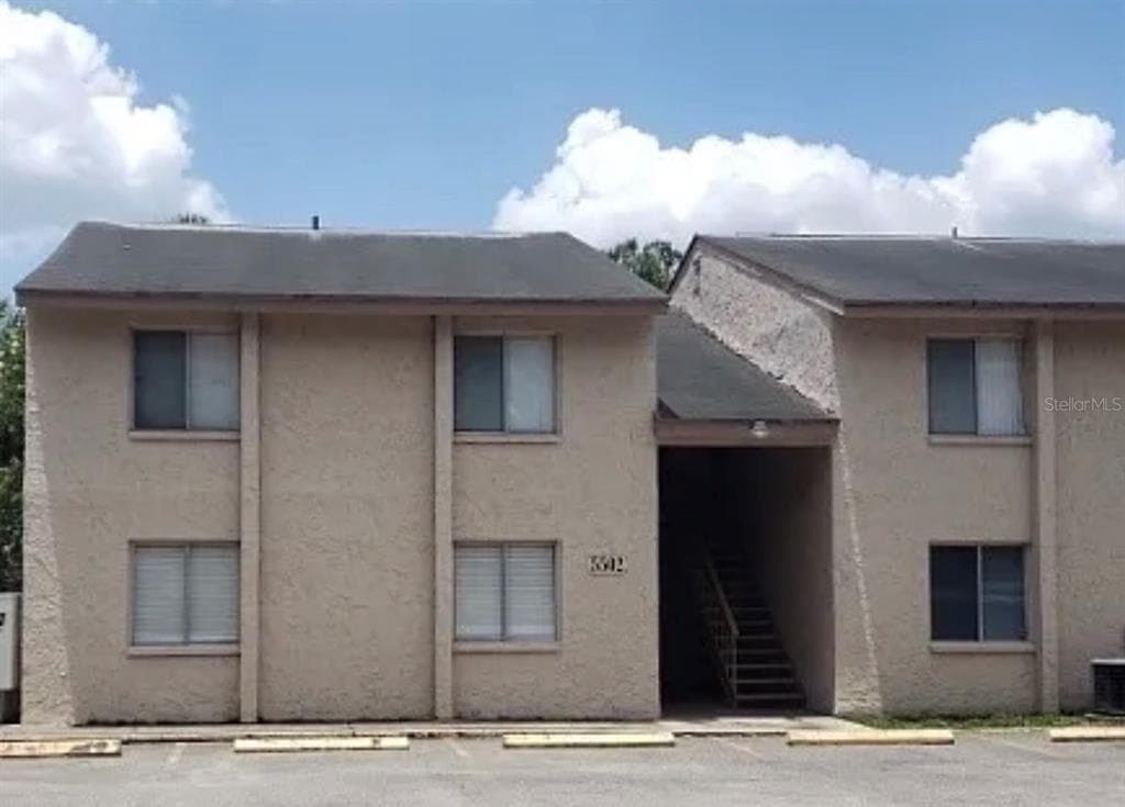 5502 POKEWEED COURT UNIT 156 TAMPA, FL 33617