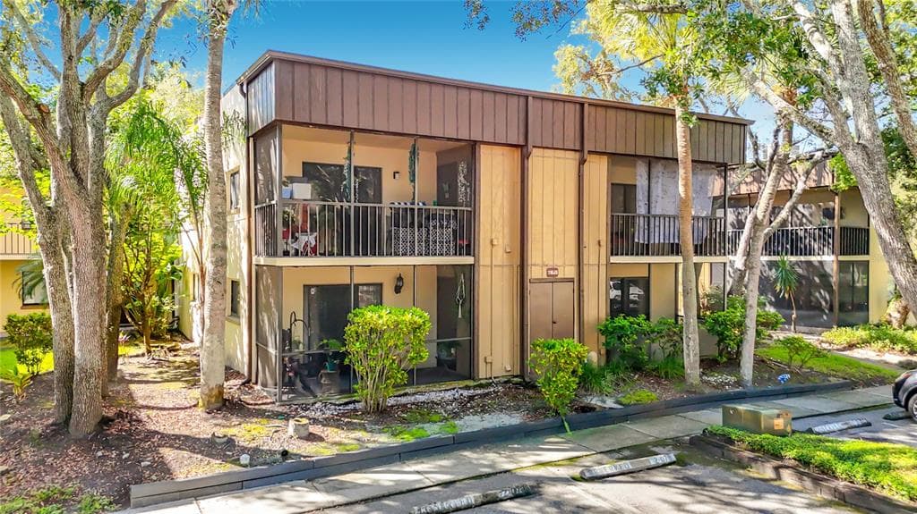 11805 RAINTREE LAKE LN UNIT D