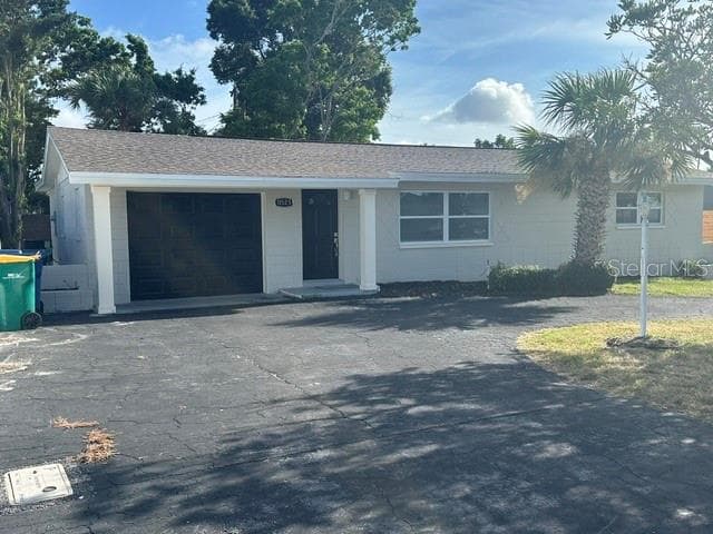 11525 81ST PLACE SEMINOLE, FL 33772