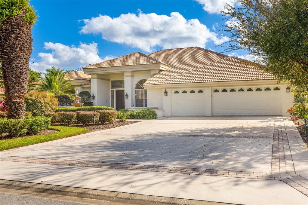 30312 LAURELWOOD LANE WESLEY CHAPEL, FL 33543