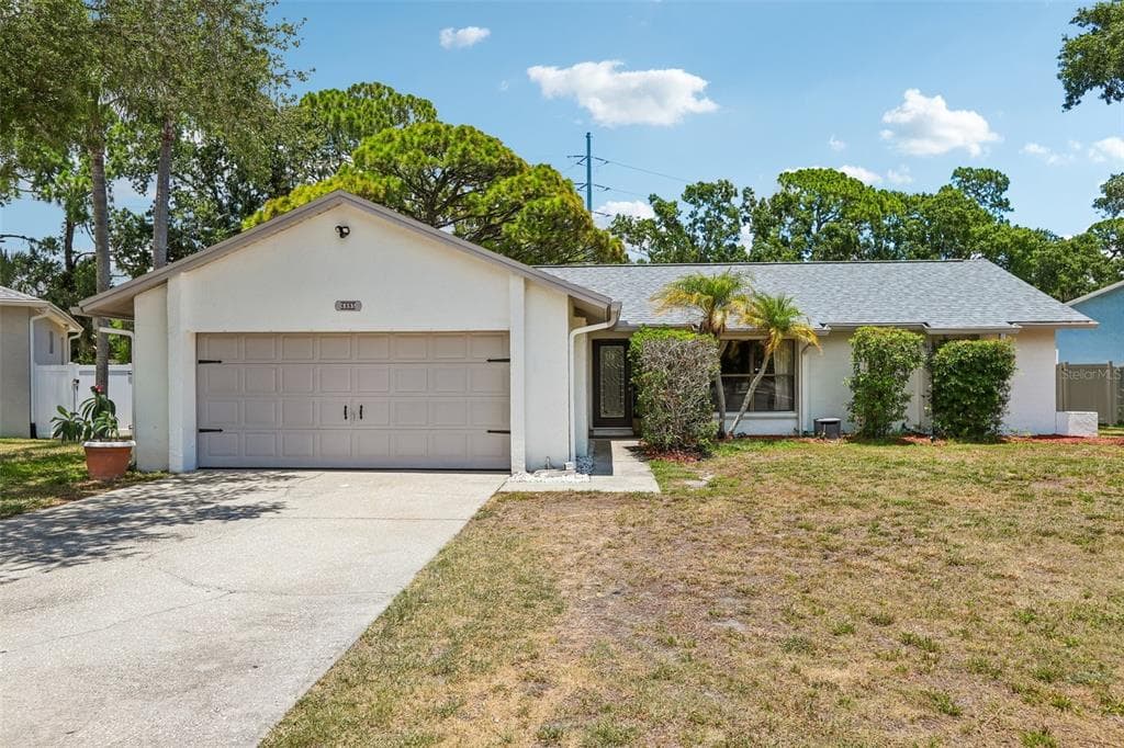 6805 LONGPOINTE WAY TAMPA, FL 33615