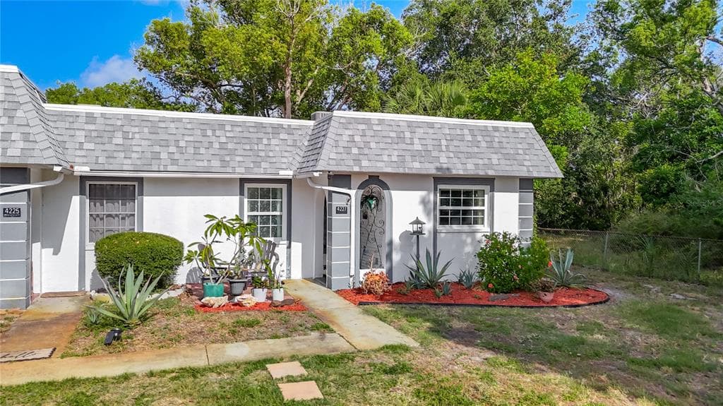 4227 TOUCHTON PLACE UNIT 4227 NEW PORT RICHEY, FL 34652