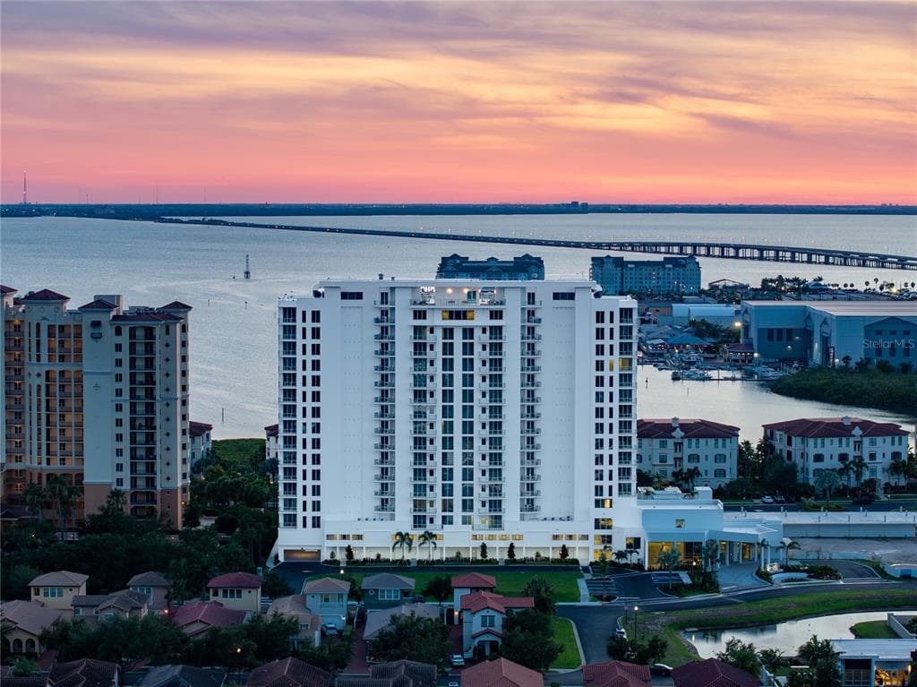 5713 BOWEN DANIEL DR. UNIT 1101 TAMPA, FL 33616