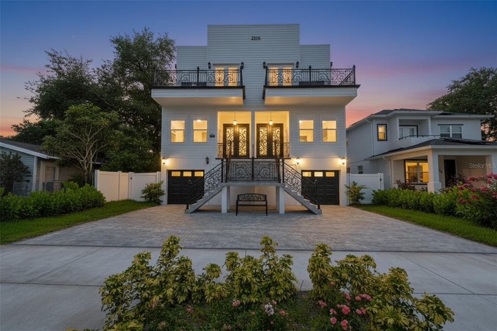 2816 CORRINE STREET UNIT 2