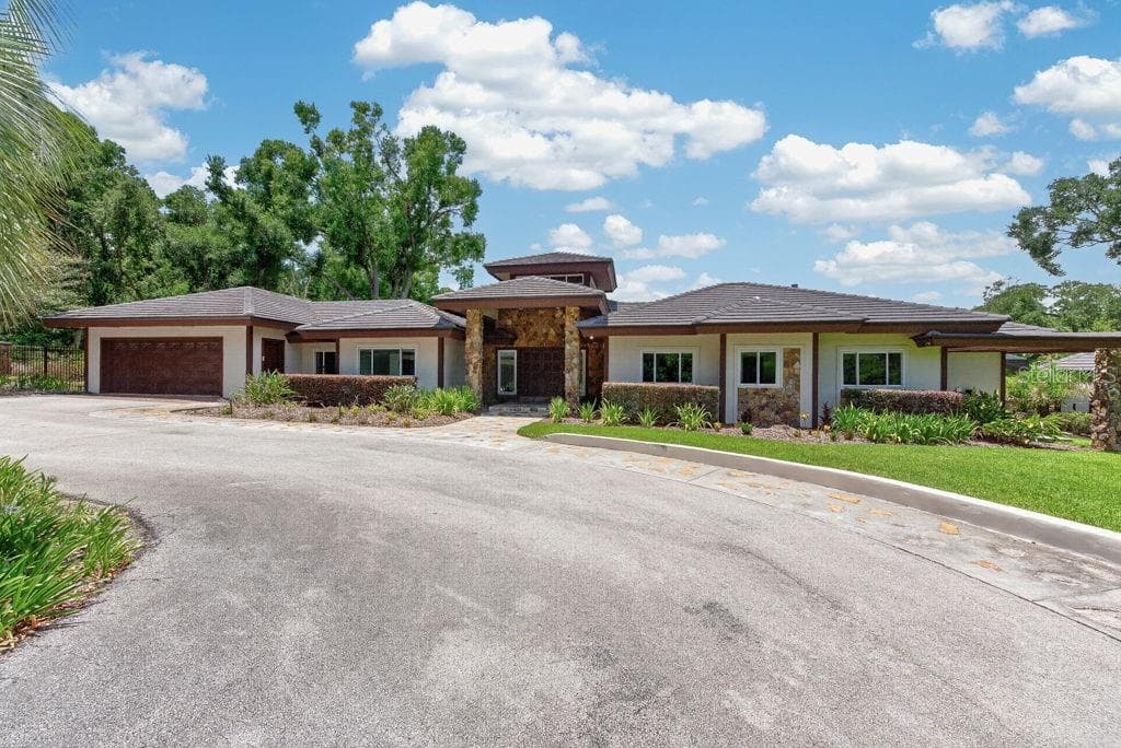 1007 LAKEWOOD DRIVE BRANDON, FL 33510
