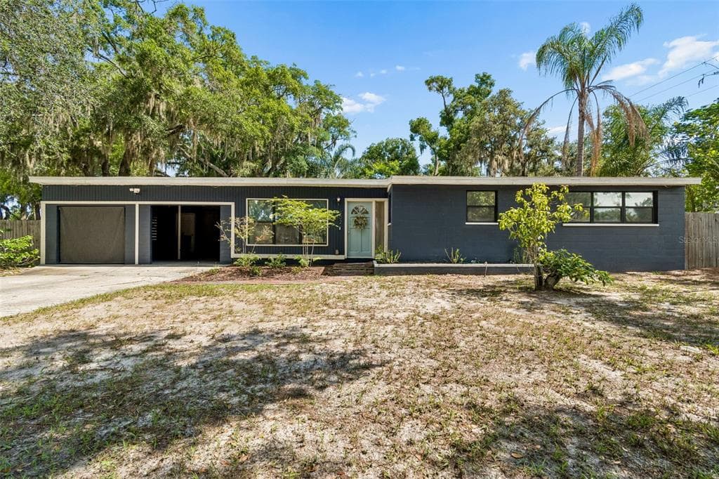 402 DUNEDIN AVENUE TEMPLE TERRACE, FL 33617