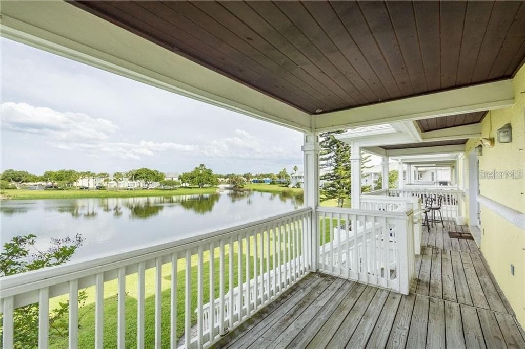 4714 COBIA DRIVE SE UNIT D ST PETERSBURG, FL 33705
