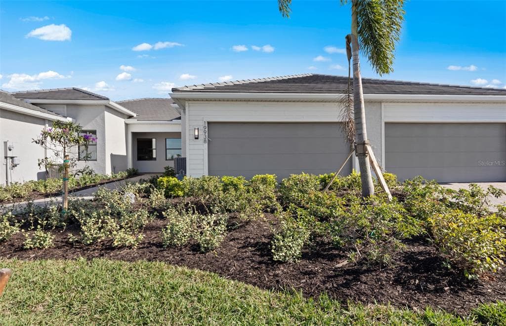 18718 INDIAN ROCK PLACE LAKEWOOD RANCH, FL 34211