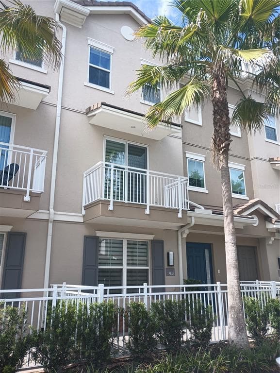 933 BRUTUS TERRACE LAKE MARY, FL 32746