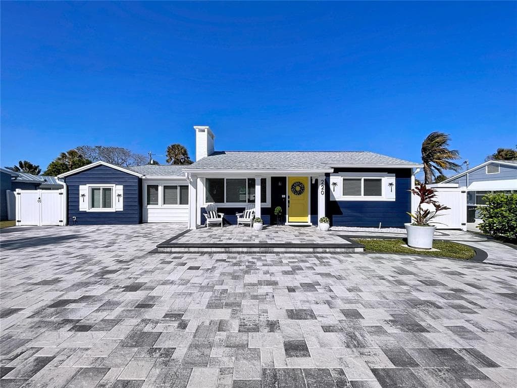 220 40TH AVENUE ST PETE BEACH, FL 33706