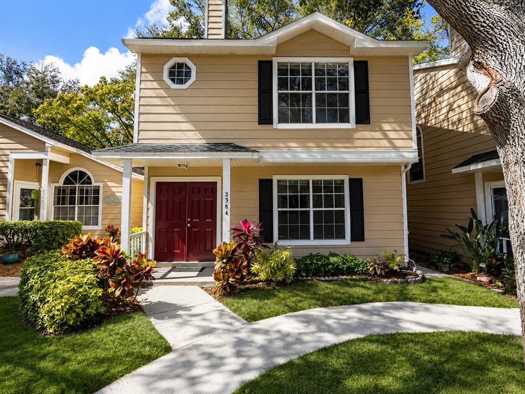2384 HOUNDS TRAIL PALM HARBOR, FL 34683
