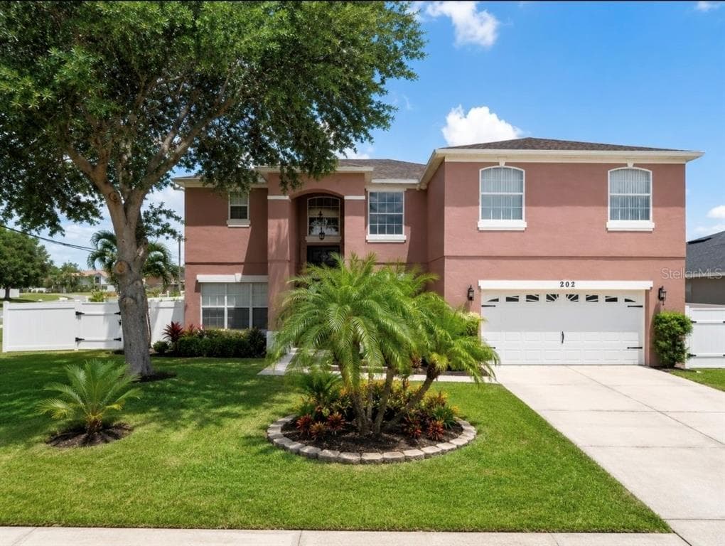 292 BECKENHAM DRIVE KISSIMMEE, FL 34758