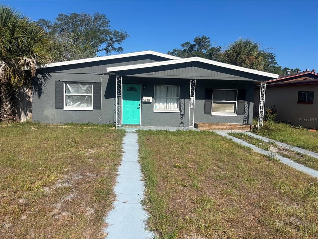 1635 40TH STREET S ST PETERSBURG, FL 33711