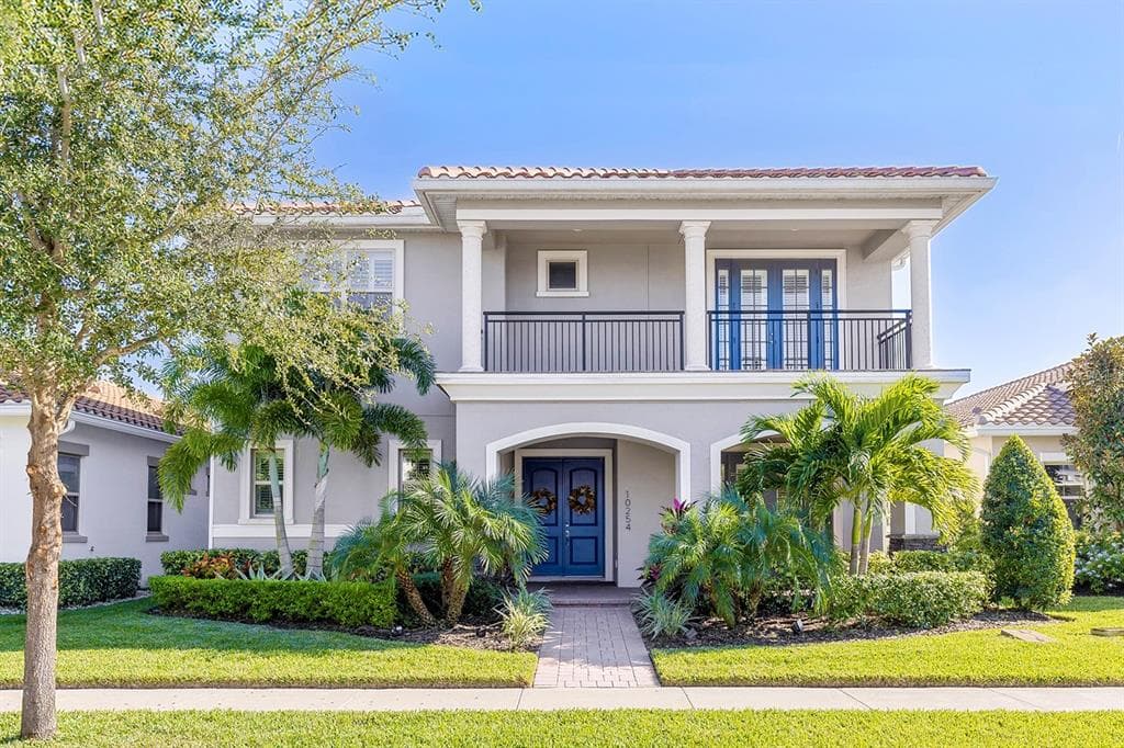 10254 BEECHWOOD LANE
