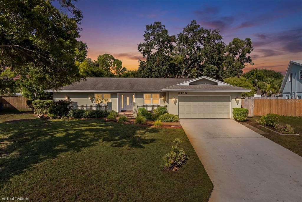 8120 CANTERBURY CIRCLE SEMINOLE, FL 33777