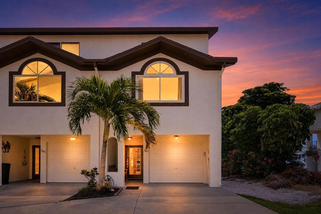 367 MADEIRA CIRCLE